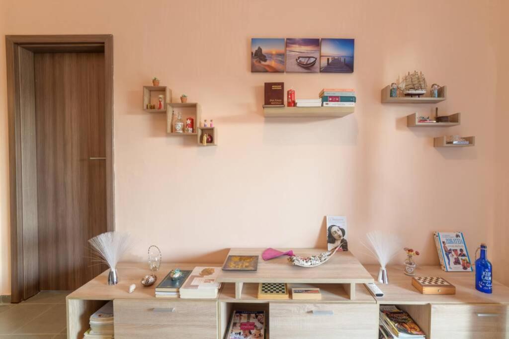 Bright Newly Renovated Apt Near Beach & Center+Ac Anemomylos Buitenkant foto